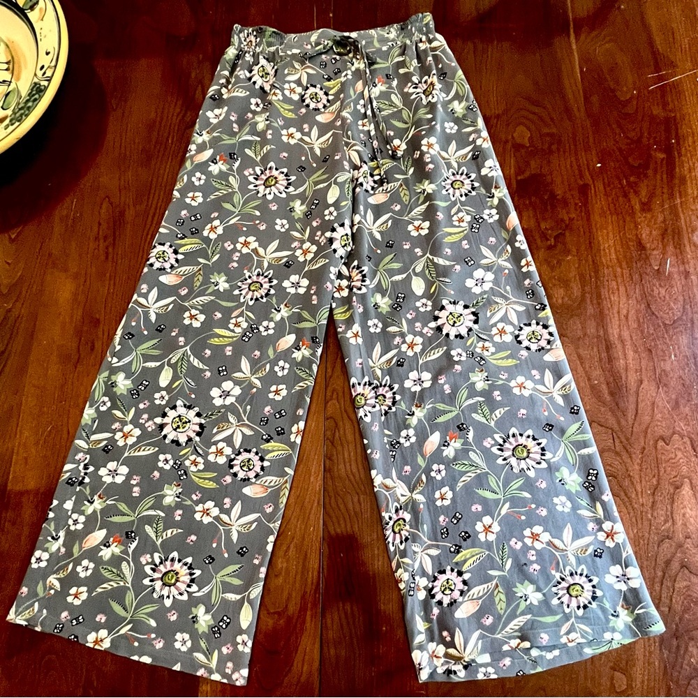 NWOT - ANGIE Wide Leg Pants - floral rayon elastic waist - Picture 4 of 6